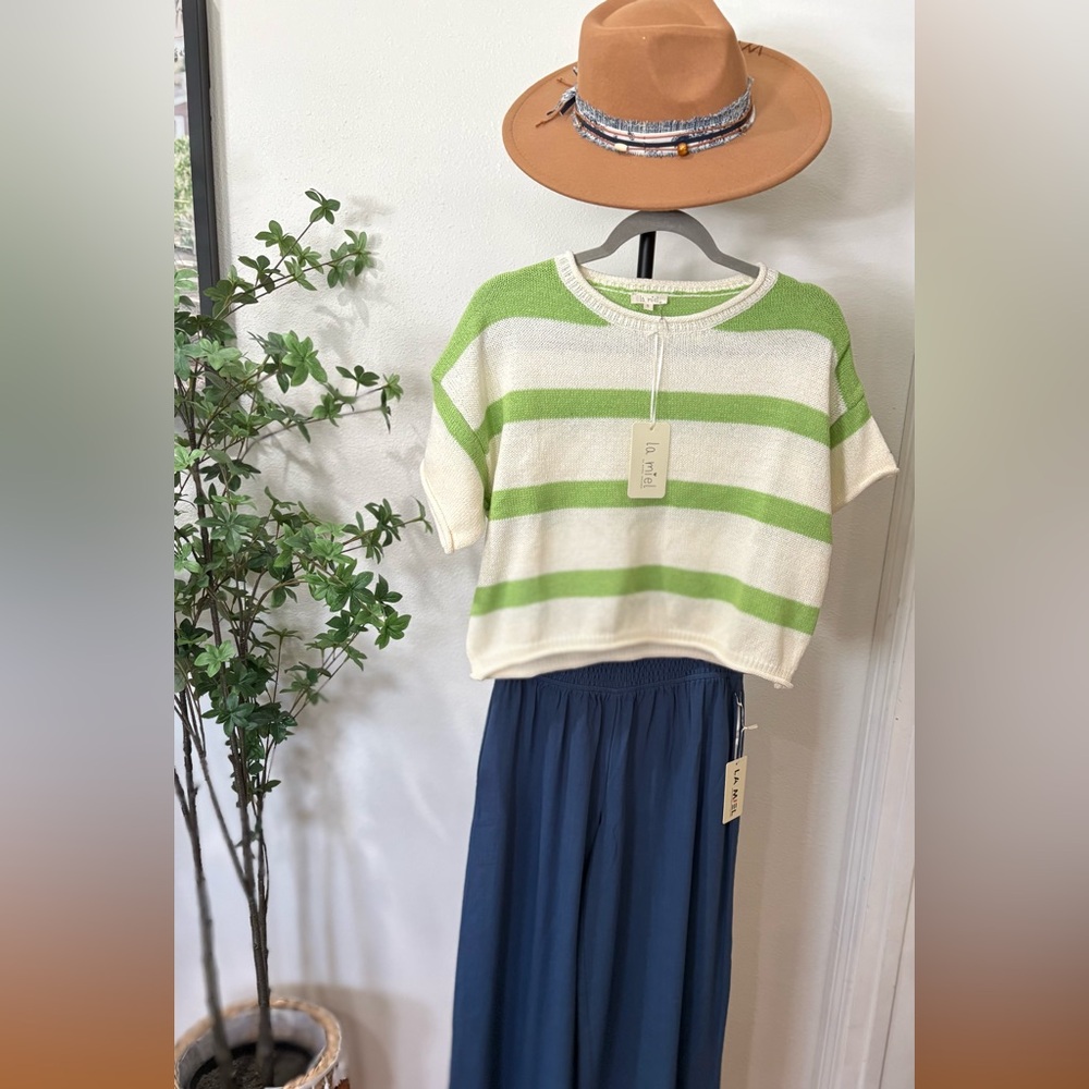 NWT LA MIEL Green and Cream Striped Short Sleeve Sweater